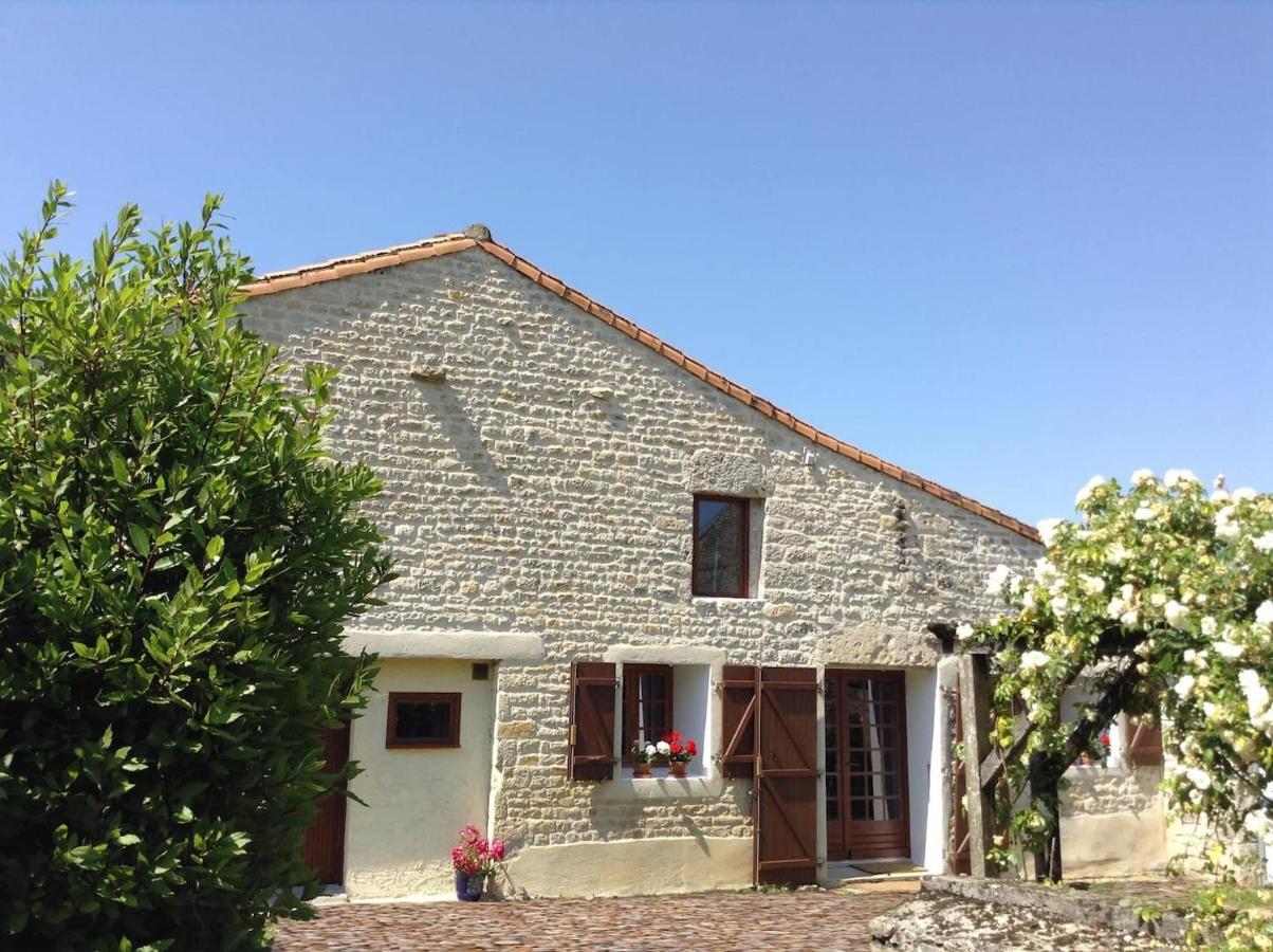 Apartment Boutonne Rouge