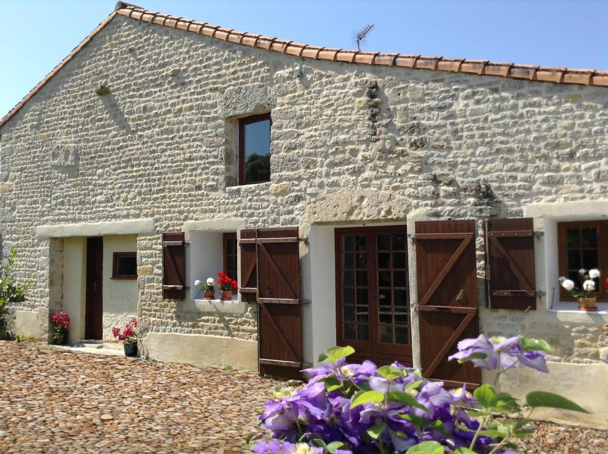 Apartment Boutonne Rouge Bouin (Deux-Sevres)